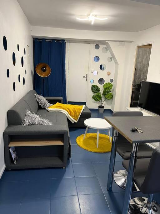 Au Coeur De Quartier Historique Appartement *